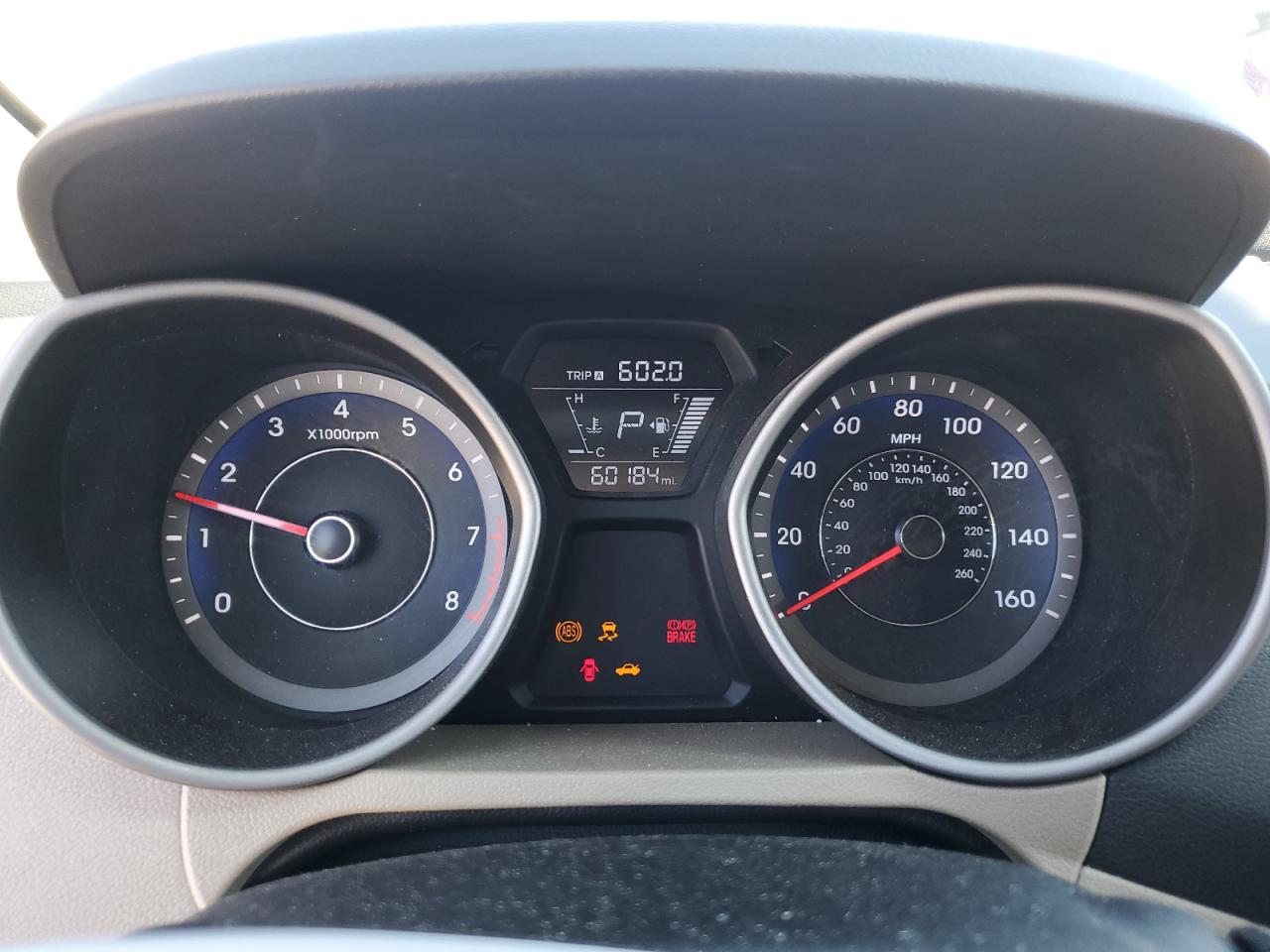 2016 Hyundai Elantra - Image 9