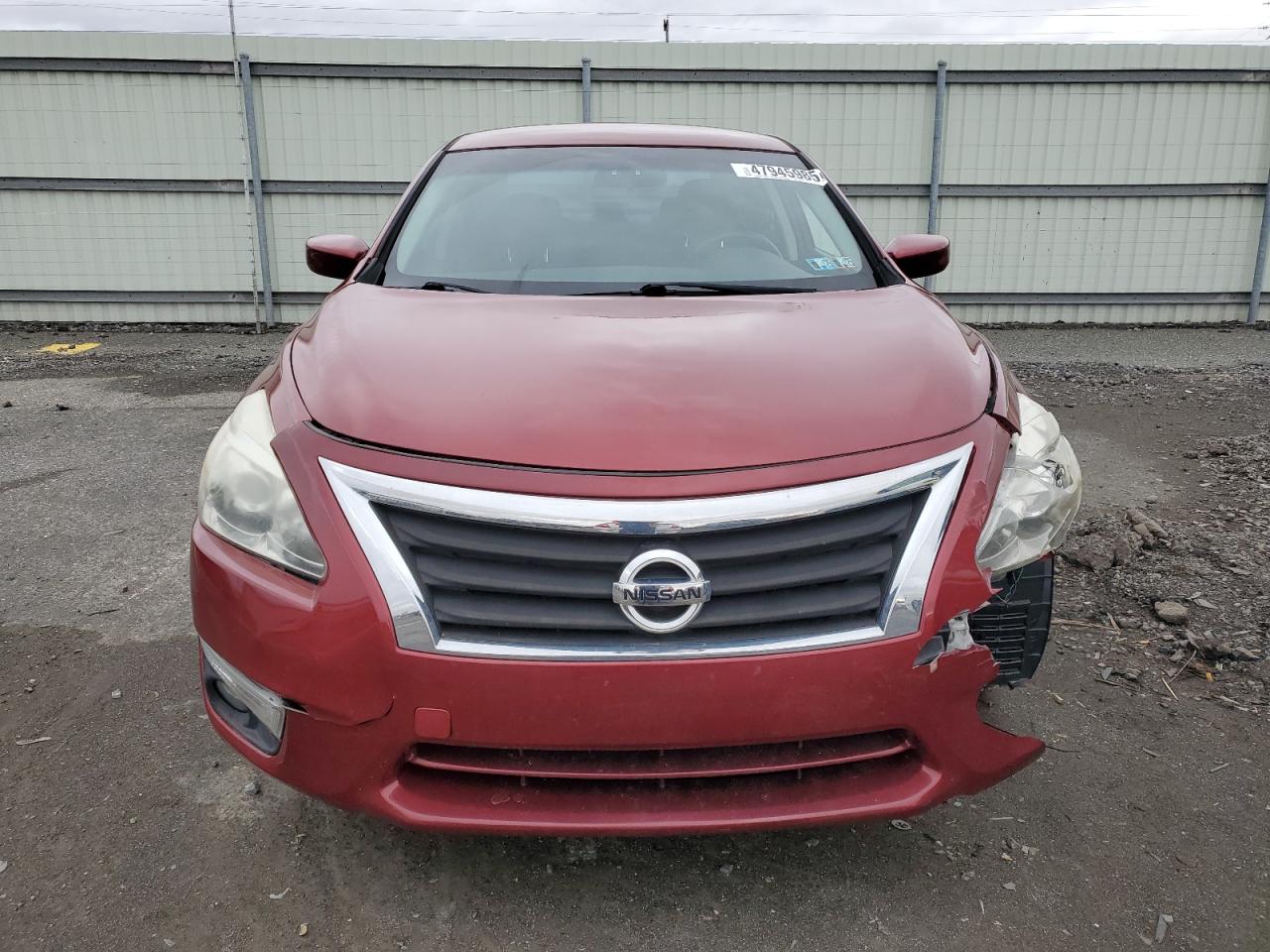 2015 Nissan Altima - Image 5