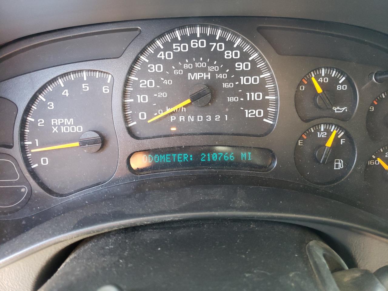 2006 Chevrolet Tahoe - Image 9