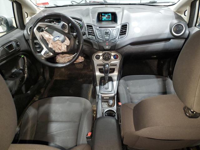  FORD FIESTA 2014 Серебристый