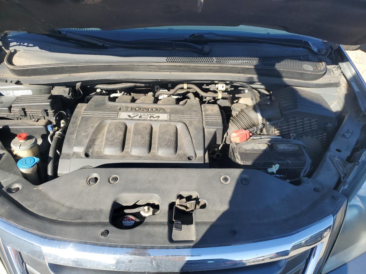 2010 Honda Odyssey - Image 13