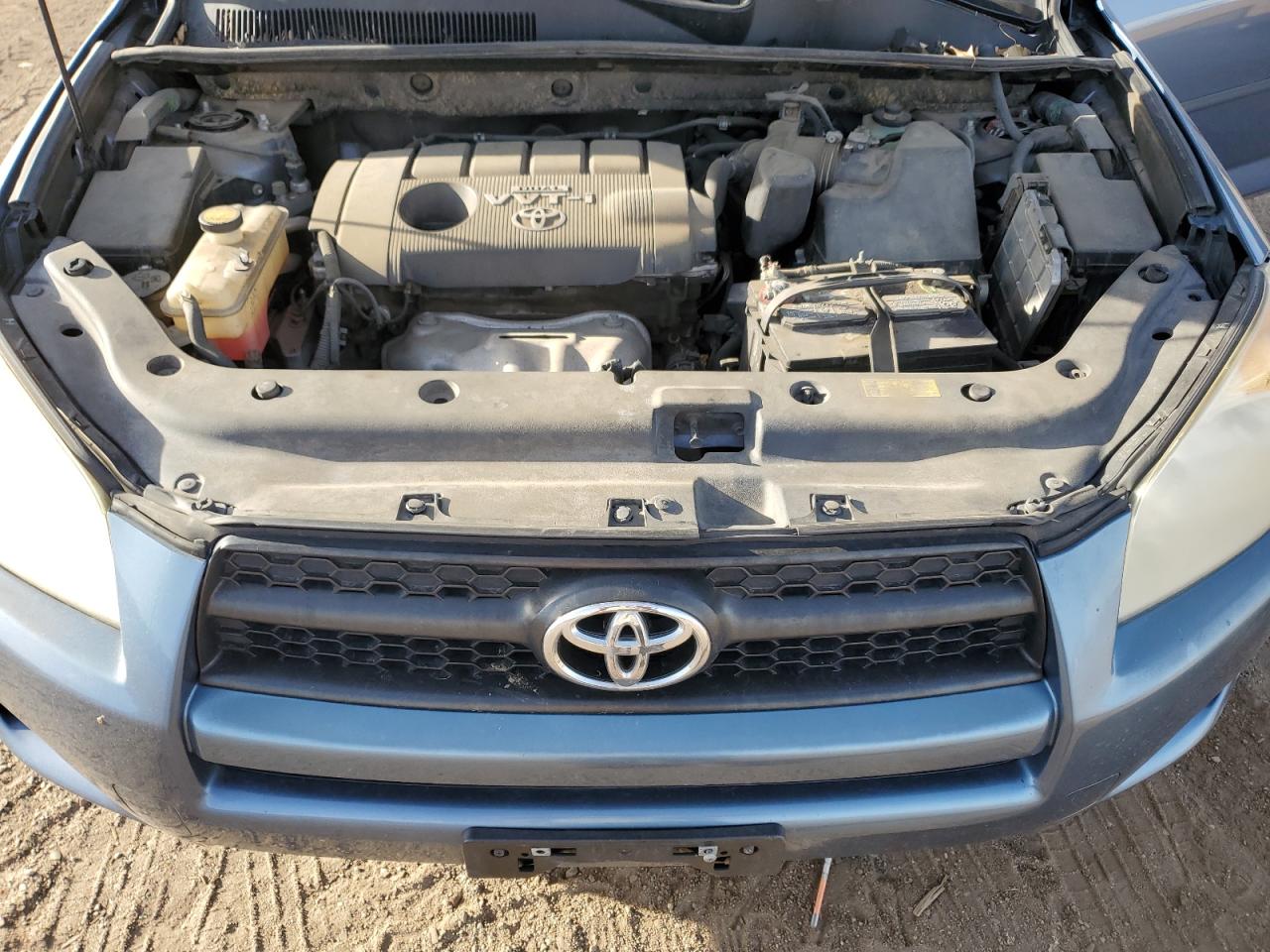2011 Toyota RAV 4 - Image 12