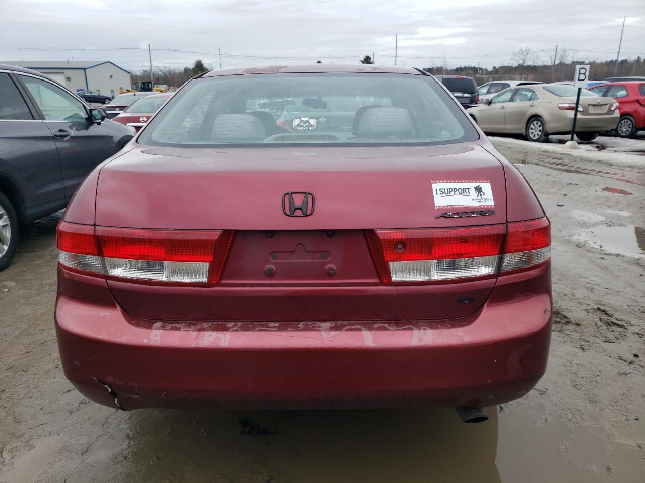 2004 Honda Accord - Image 6