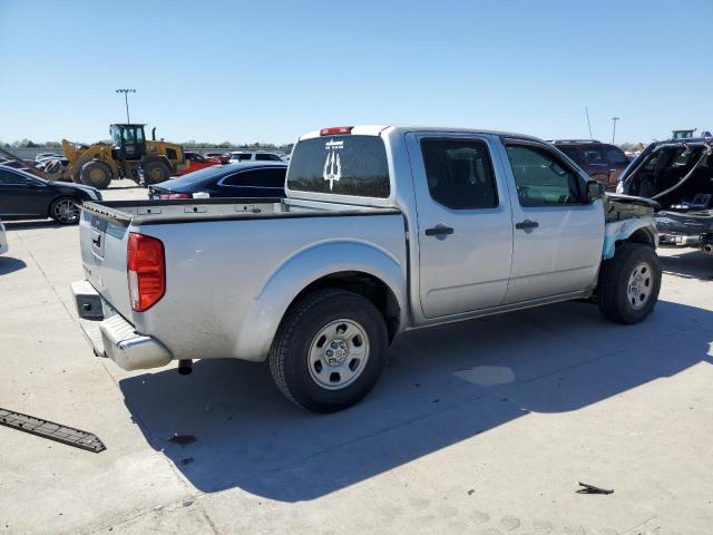  NISSAN FRONTIER 2015 Серебристый