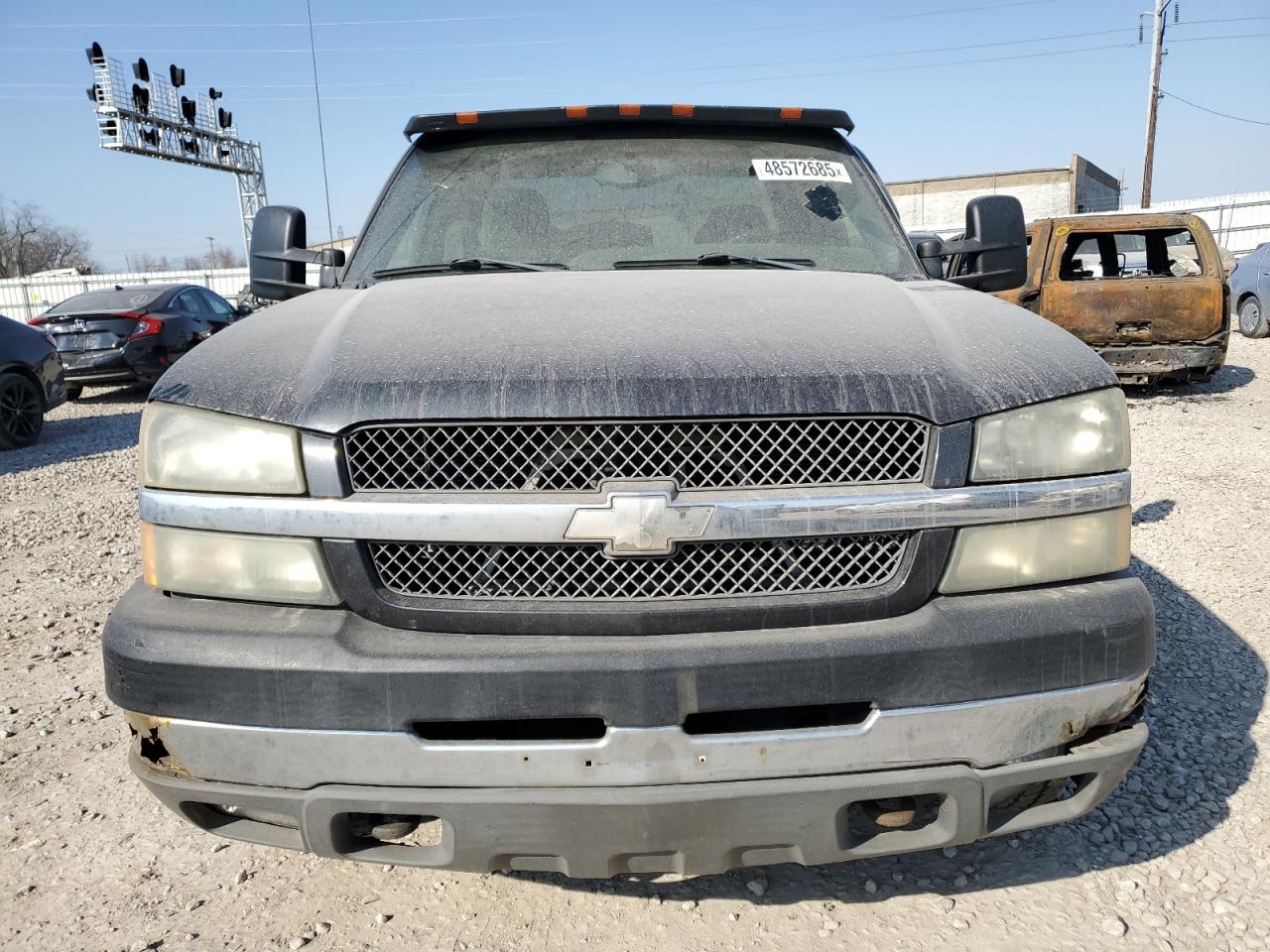2004 Chevrolet Silverado - Image 5