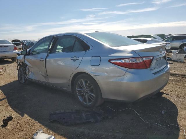  TOYOTA CAMRY 2016 Srebrny
