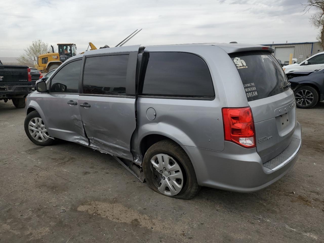 2019 Dodge Caravan - Image 2