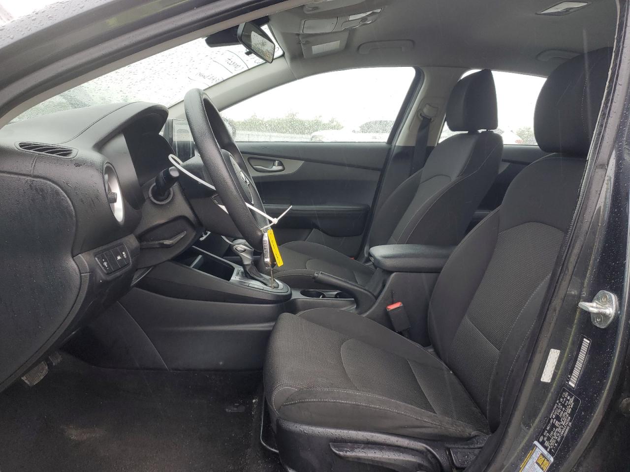 2020 Kia Forte - Image 7