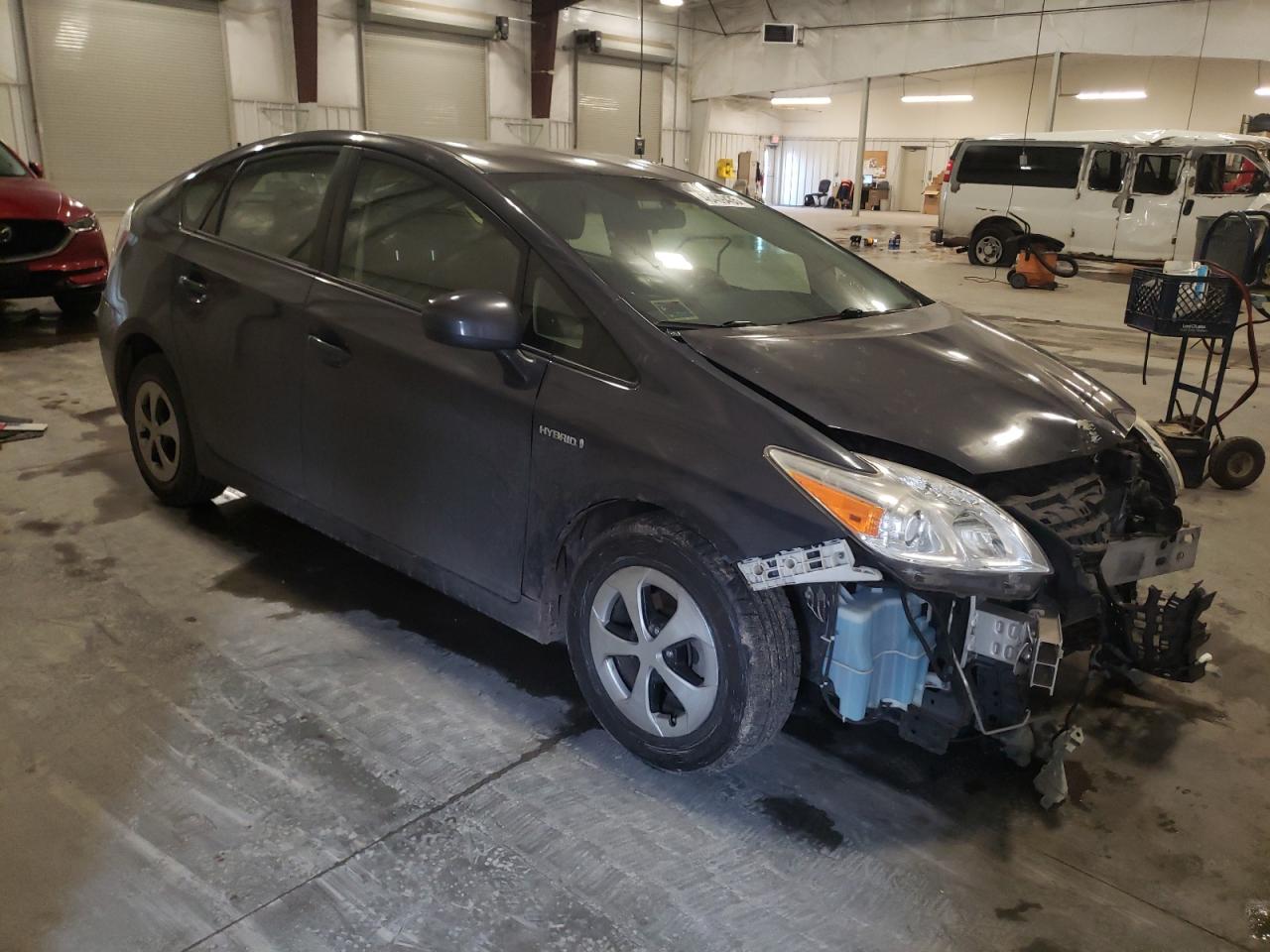 2013 Toyota Prius - Image 4