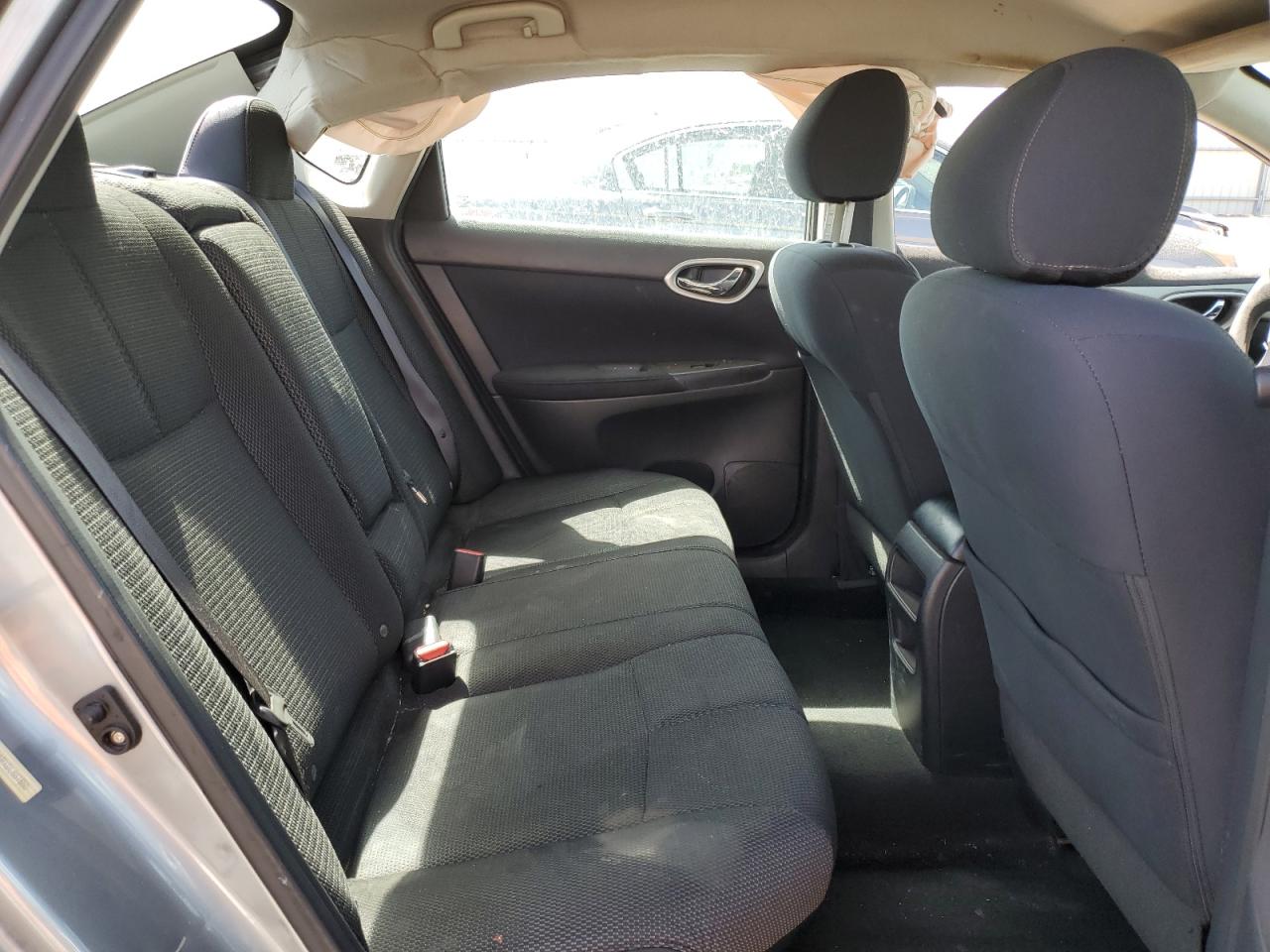 2013 Nissan Sentra - Image 11
