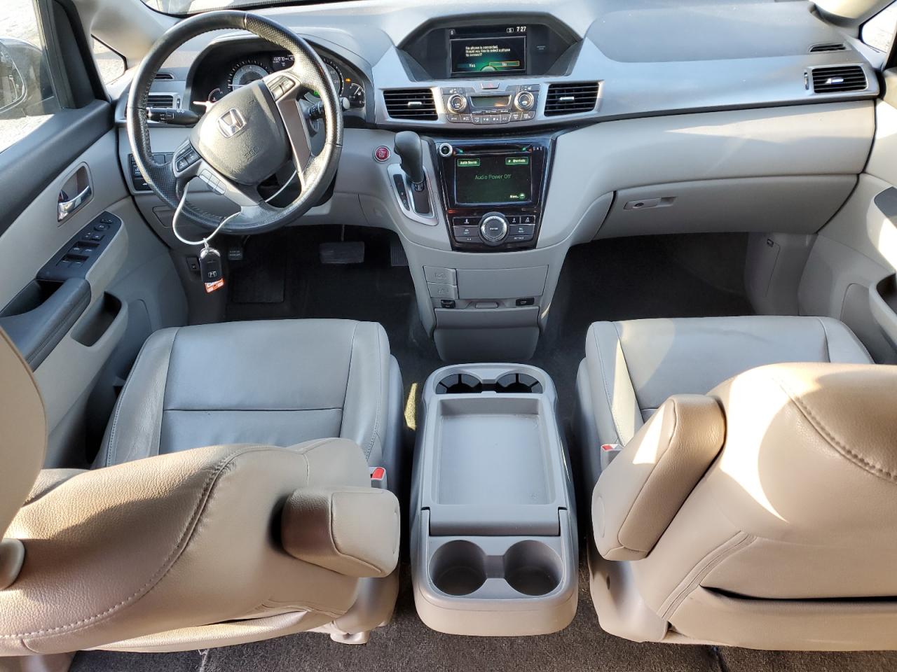 2015 Honda Odyssey - Image 8