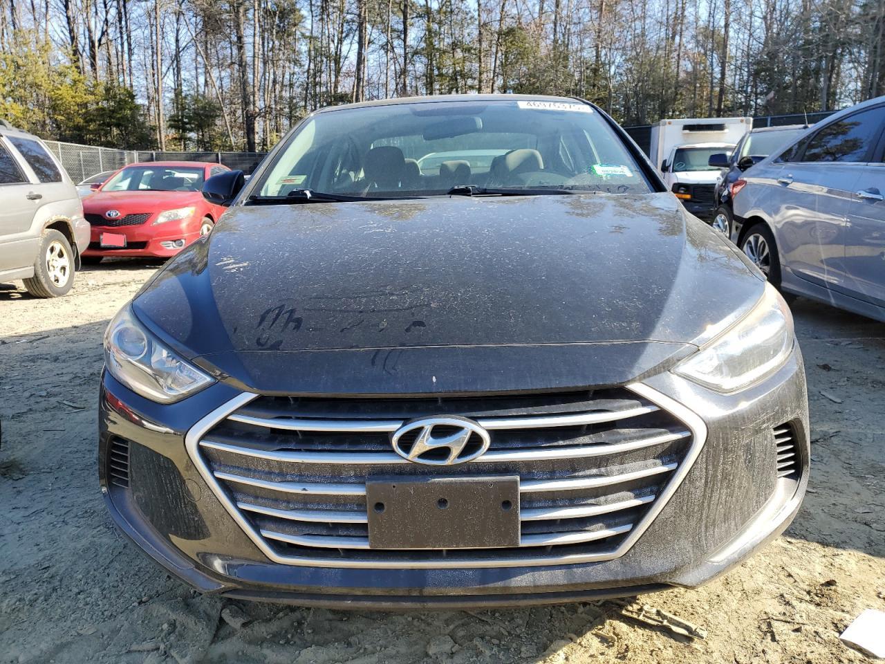 2017 Hyundai Elantra - Image 5