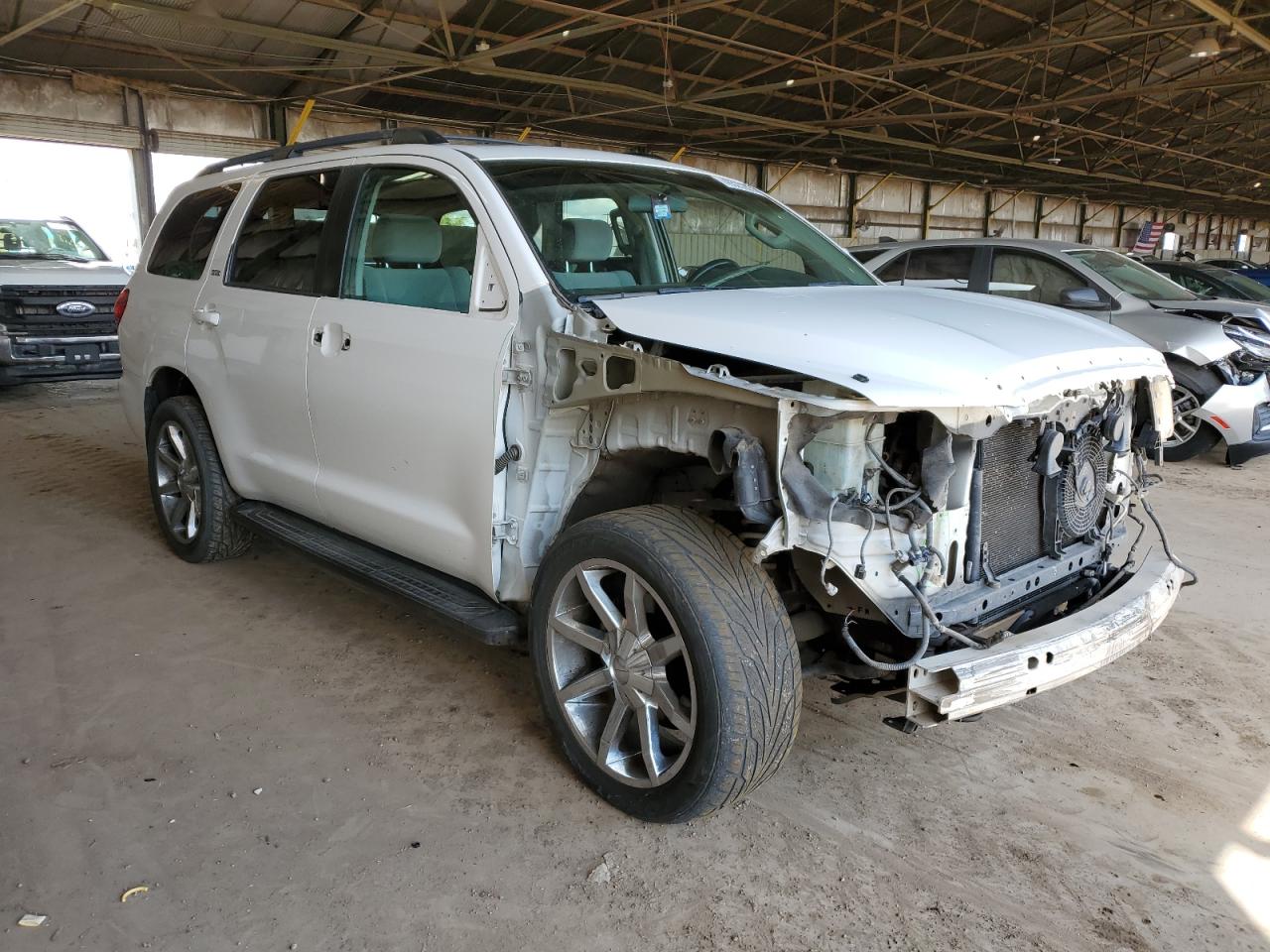 2013 Toyota Sequoia - Image 4