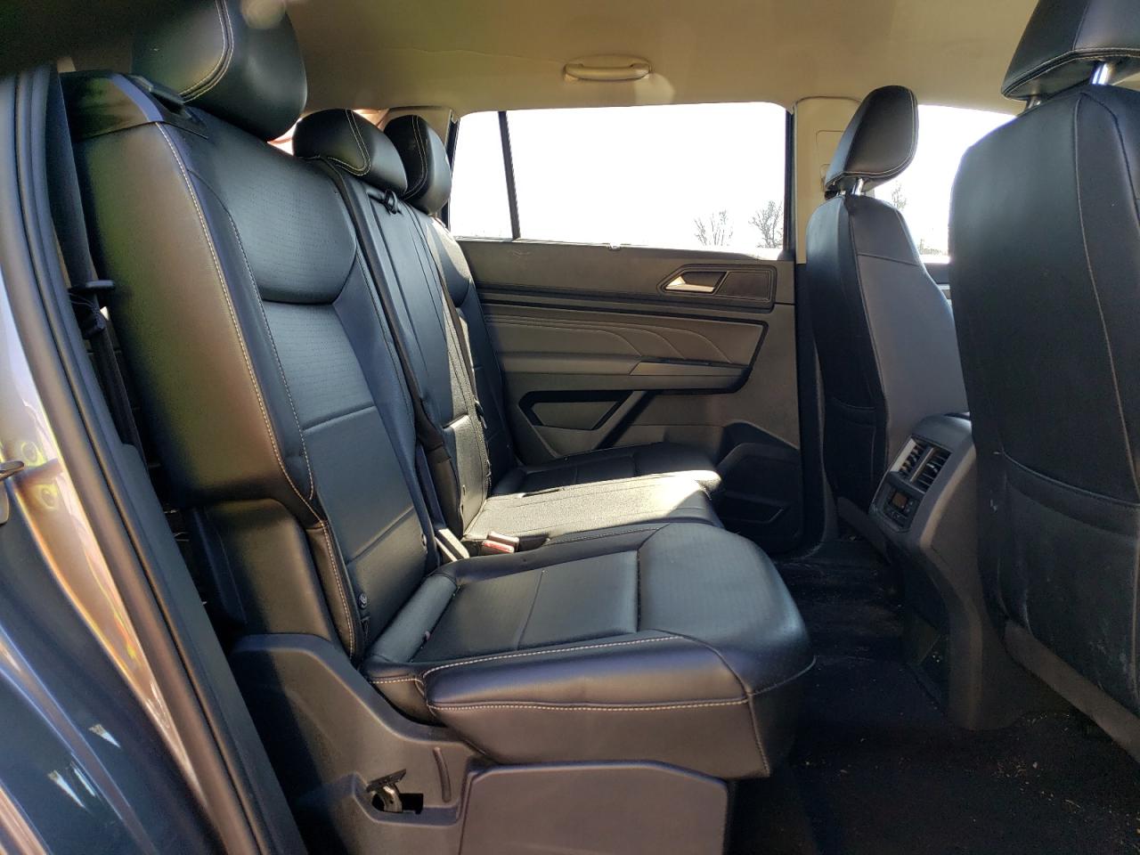 2021 Volkswagen Atlas - Image 12