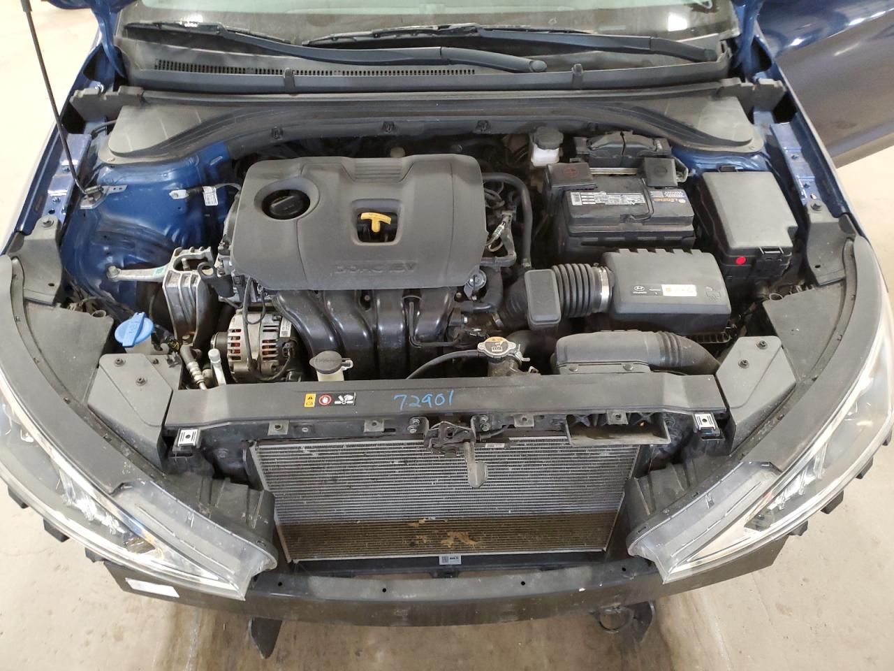 2019 Hyundai Elantra - Image 11