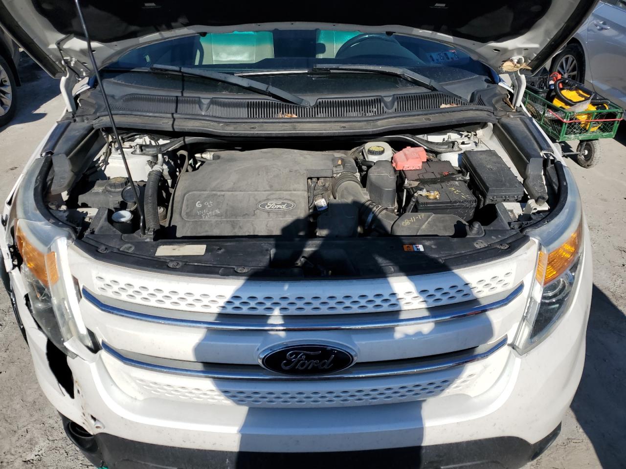 2011 Ford Explorer - Image 12