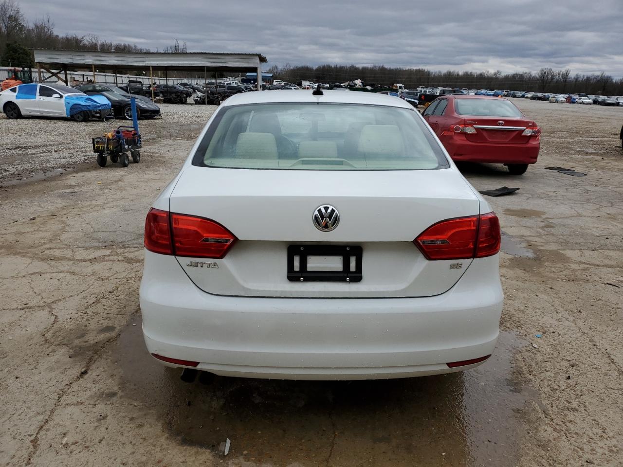 2014 Volkswagen Jetta - Image 6