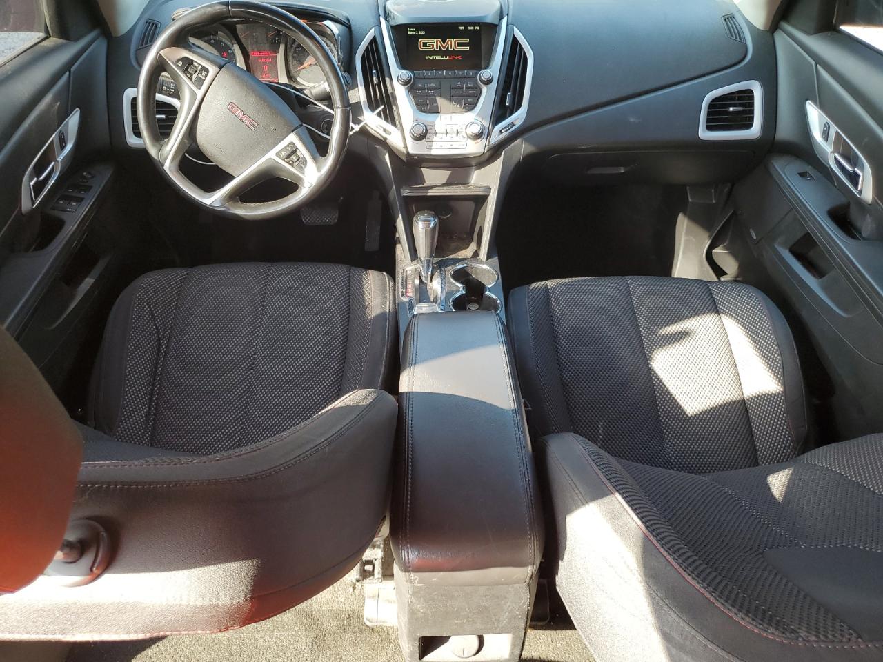 2017 GMC Terrain - Image 8