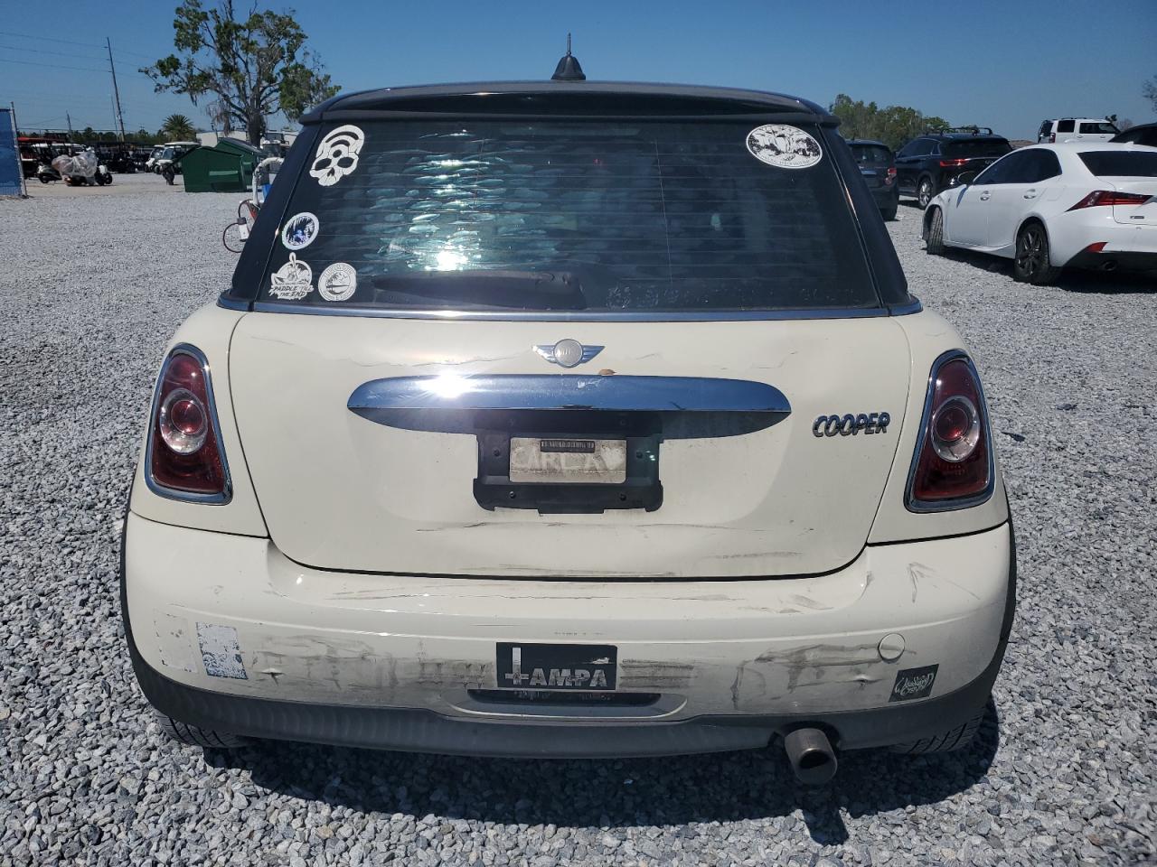 2011 MINI Cooper - Image 6