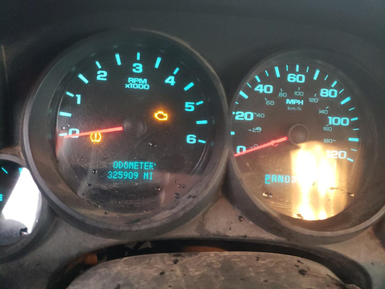 2008 Chevrolet Silverado - Image 9