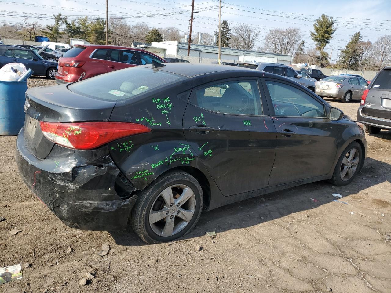 2012 Hyundai Elantra - Image 3