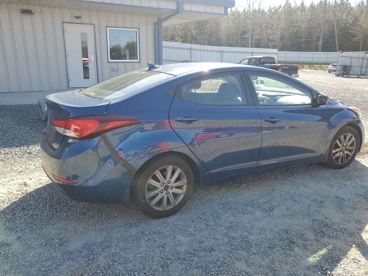 2015 Hyundai Elantra - Image 3