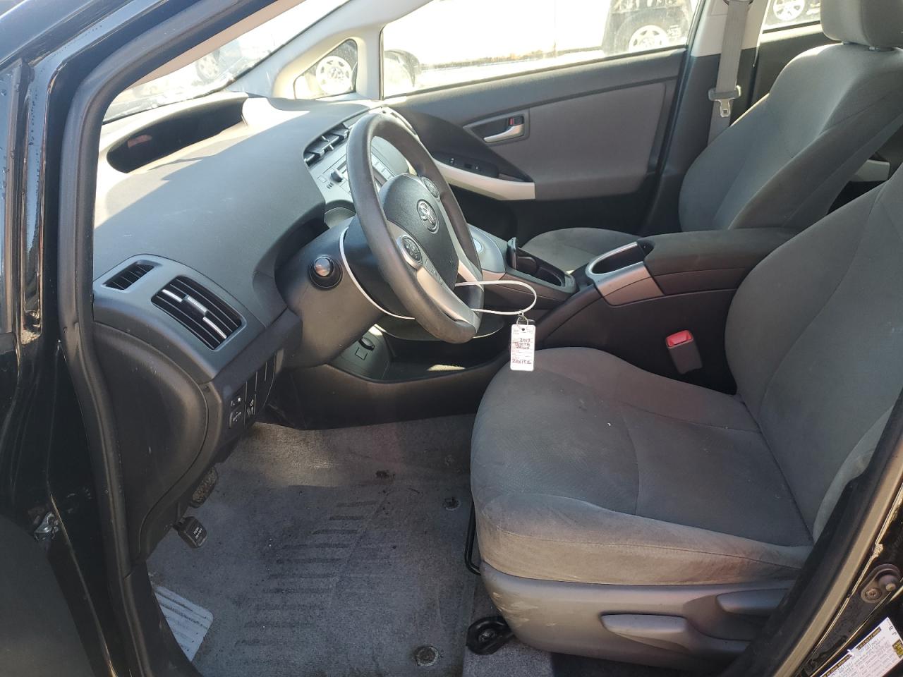 2013 Toyota Prius - Image 7