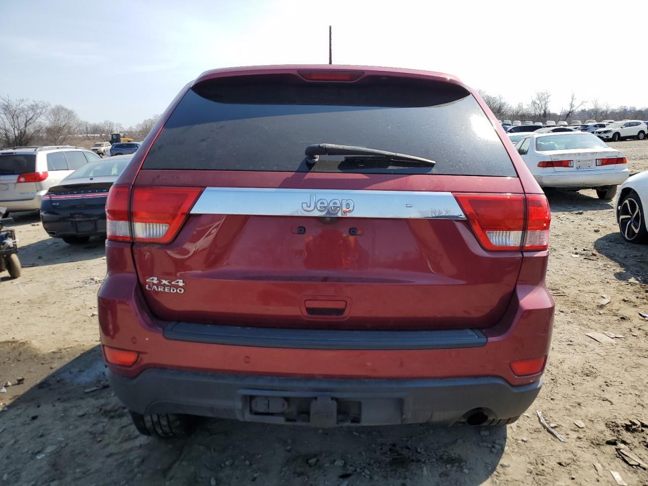 2012 Jeep Grand Cherokee - Image 6