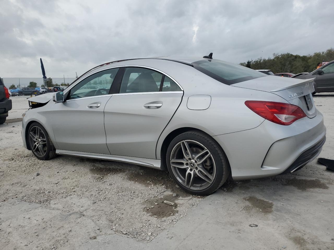 2018 Mercedes-Benz CLA-klasse - Image 2