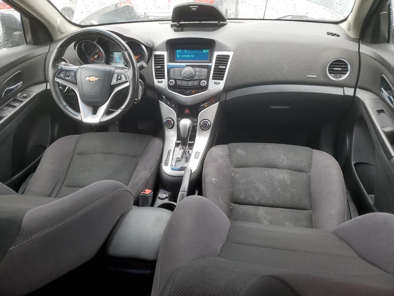 2013 Chevrolet Cruze - Image 8