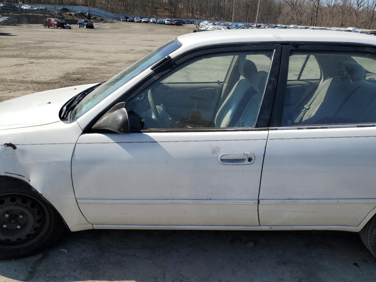 2000 Toyota Corolla - Image 7