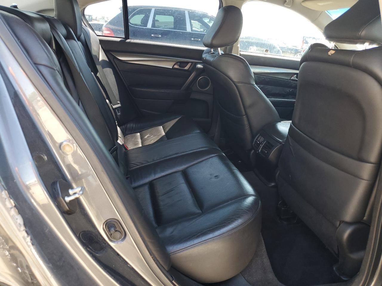 2010 Acura TL - Image 10