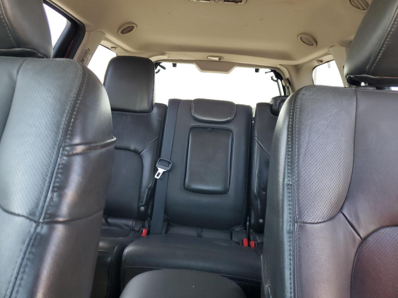 2012 Nissan Pathfinder - Image 10