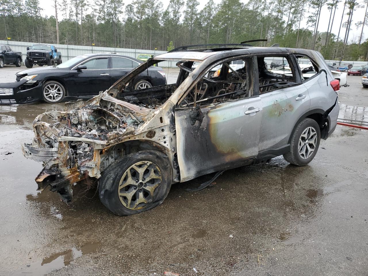 2024 Subaru Forester Premium na sprzedaż w Harleyville, SC - Burn