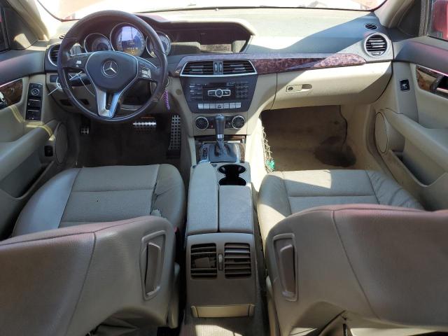  MERCEDES-BENZ C-CLASS 2012 Czerwony