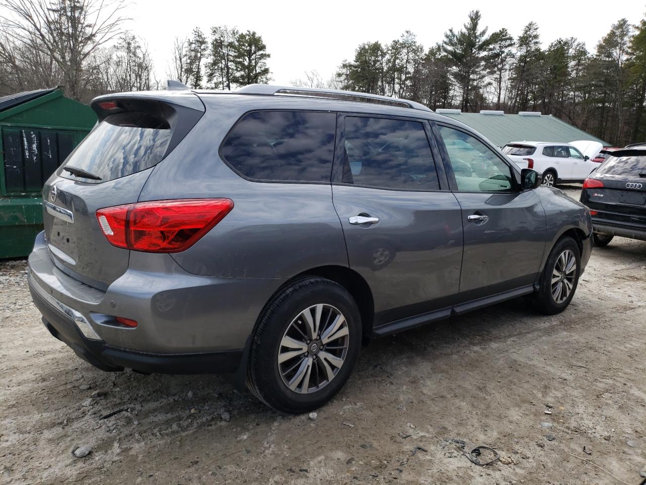 2020 Nissan Pathfinder - Image 3