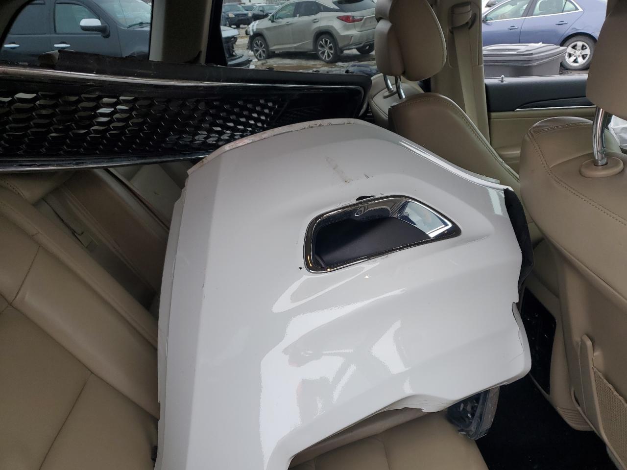 2019 Jeep Cherokee - Image 13