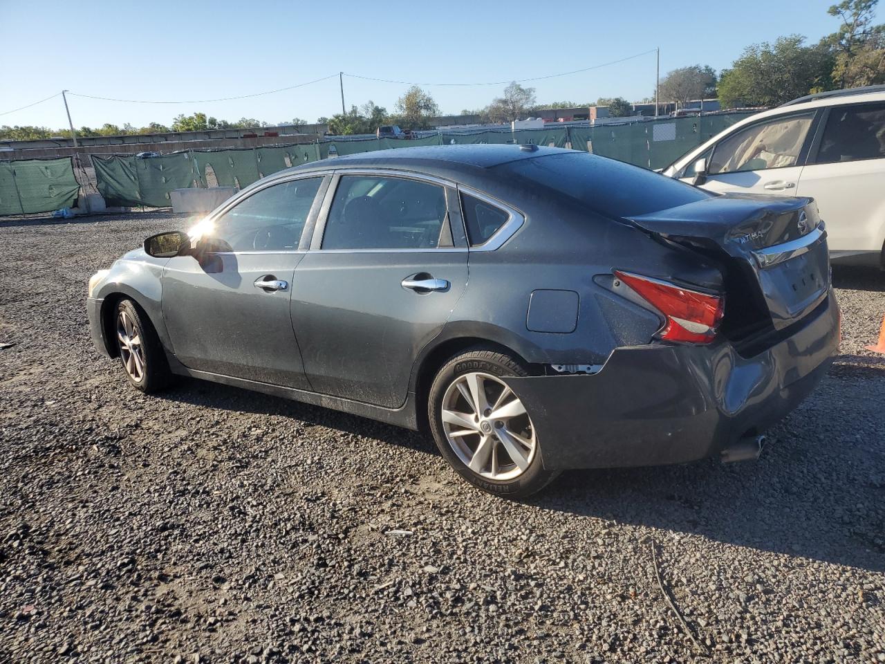 2013 Nissan Altima - Image 2