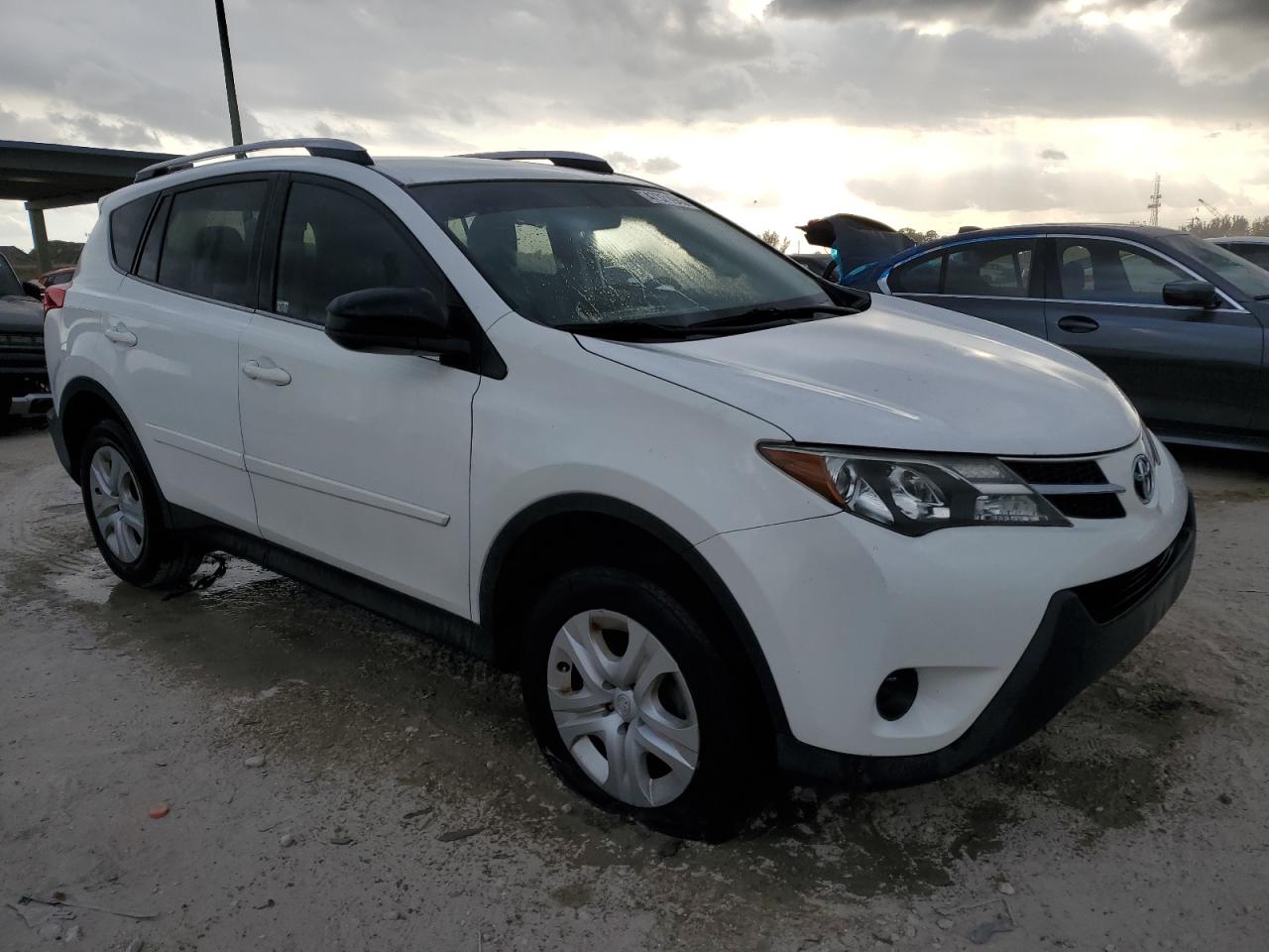 2014 Toyota RAV 4 - Image 4