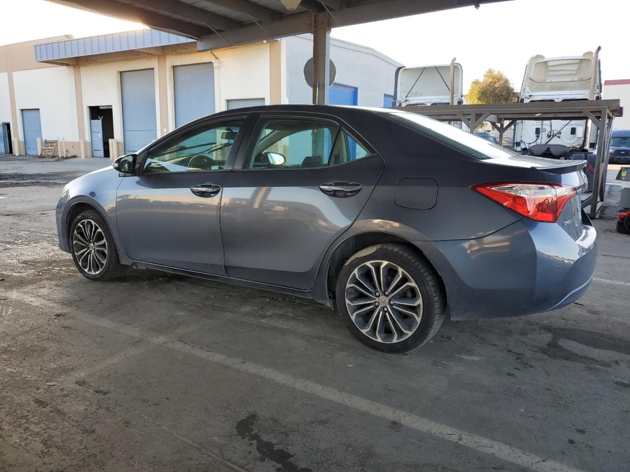 2016 Toyota Corolla - Image 2
