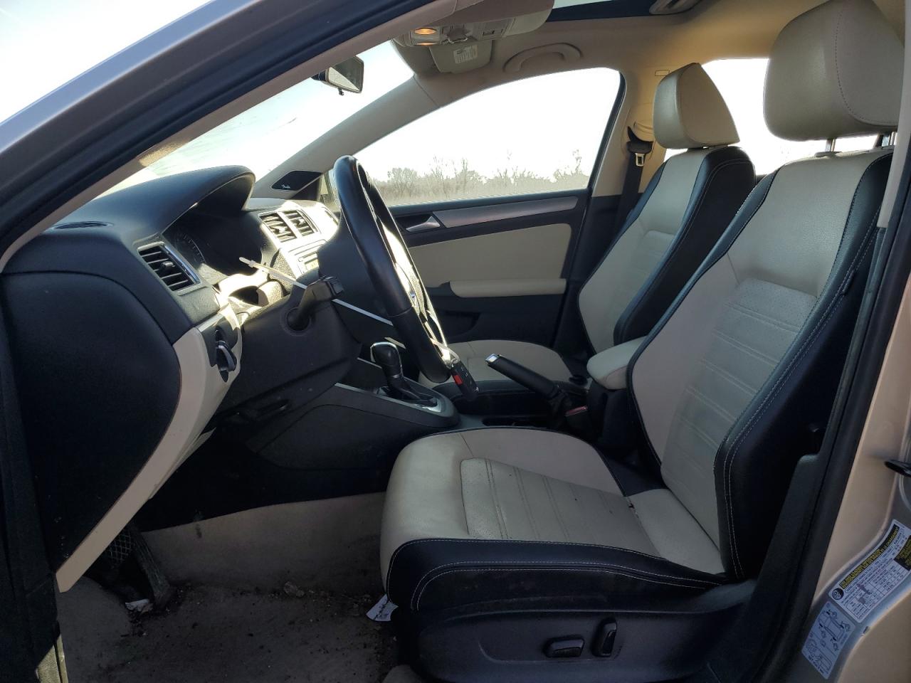 2014 Volkswagen Jetta - Image 7