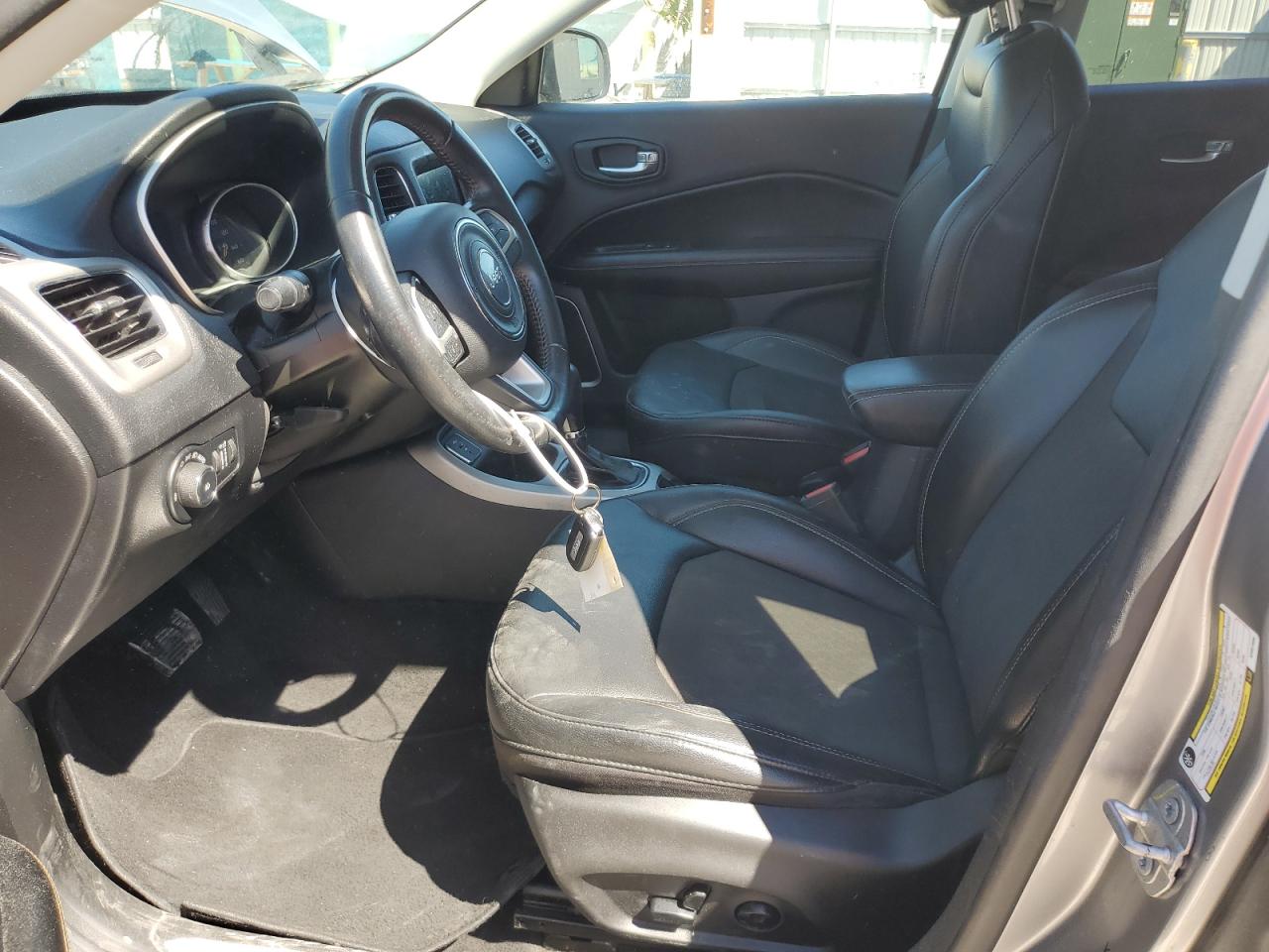 2019 Jeep Compass - Image 7
