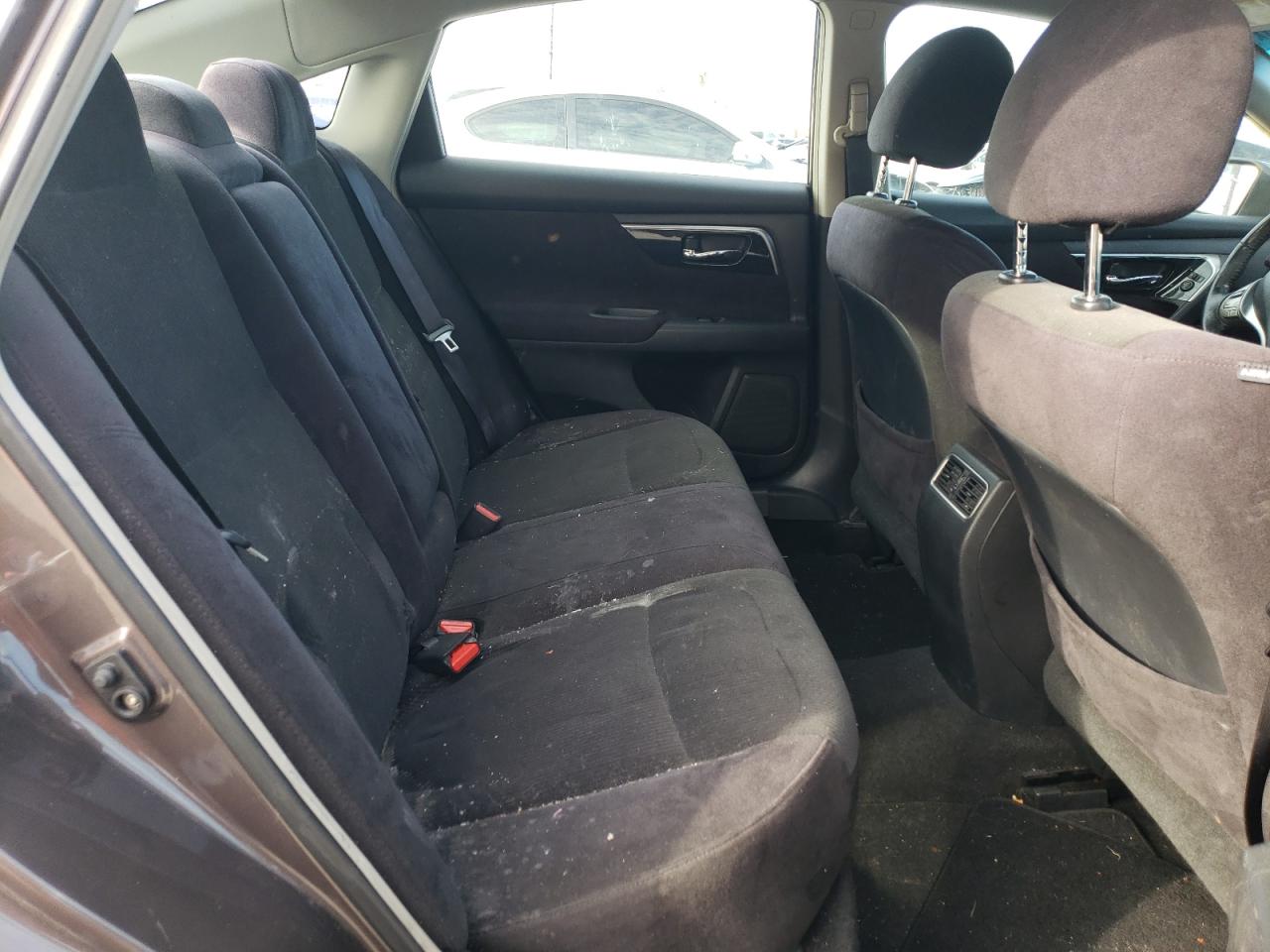 2013 Nissan Altima - Image 10