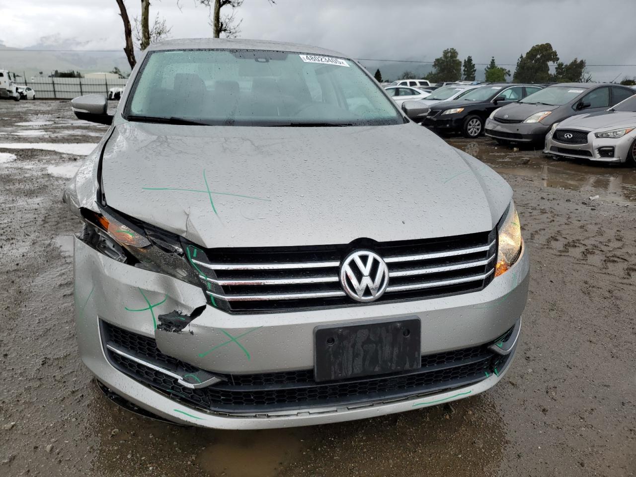 2014 Volkswagen Passat - Image 5