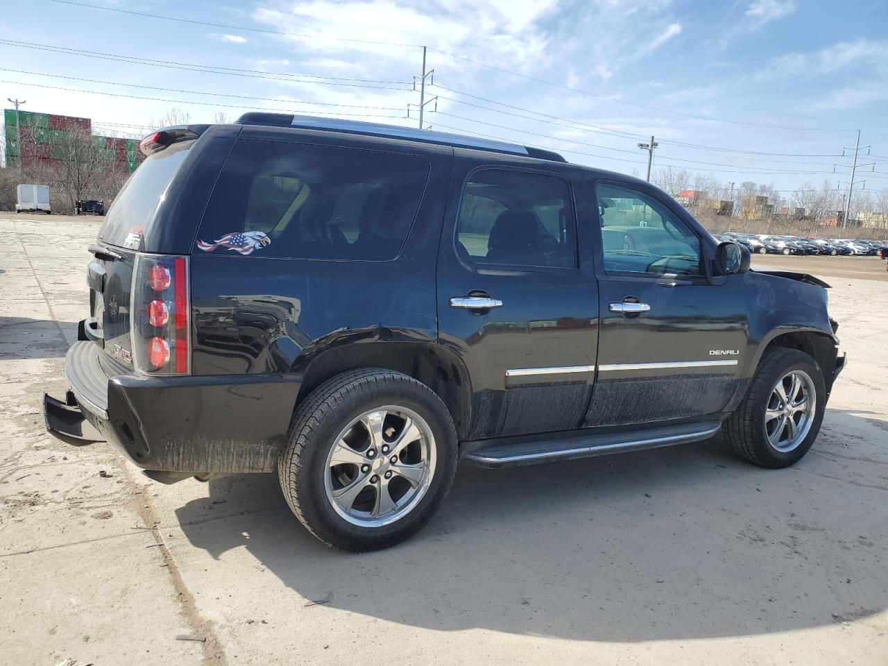2014 GMC Yukon - Image 3