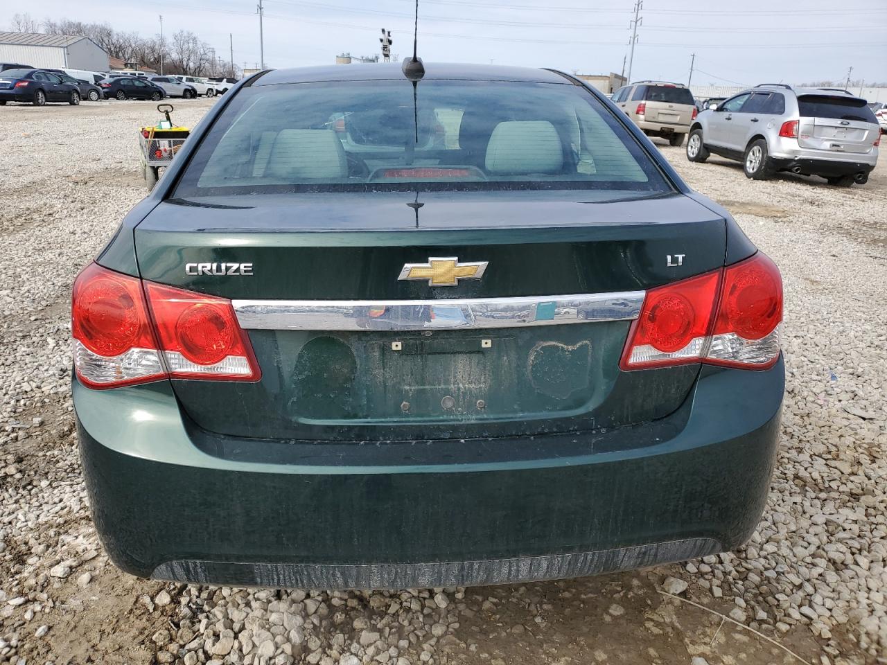 2015 Chevrolet Cruze - Image 6