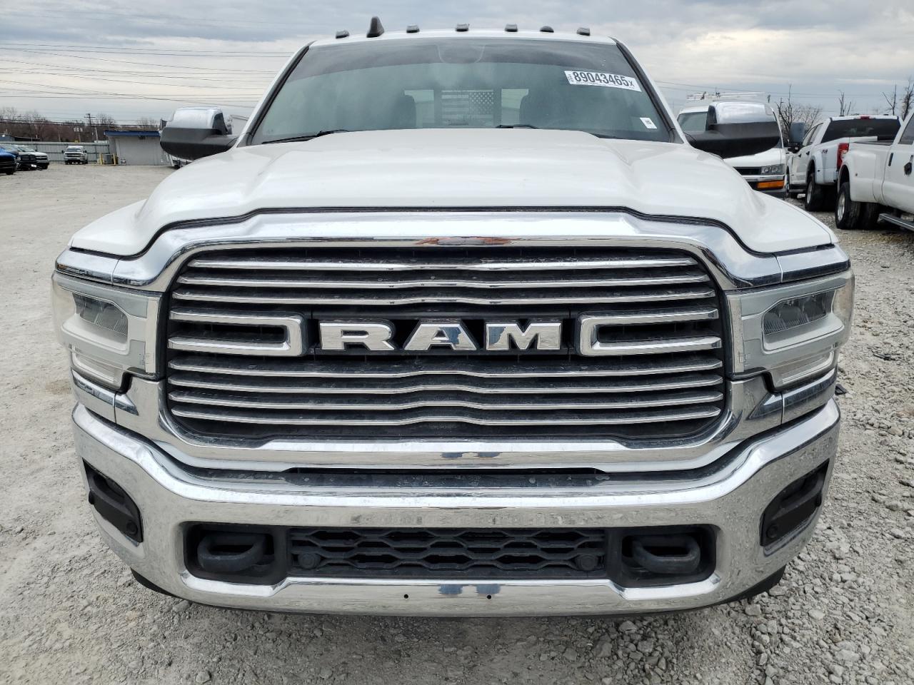 2019 RAM 3500 - Image 5