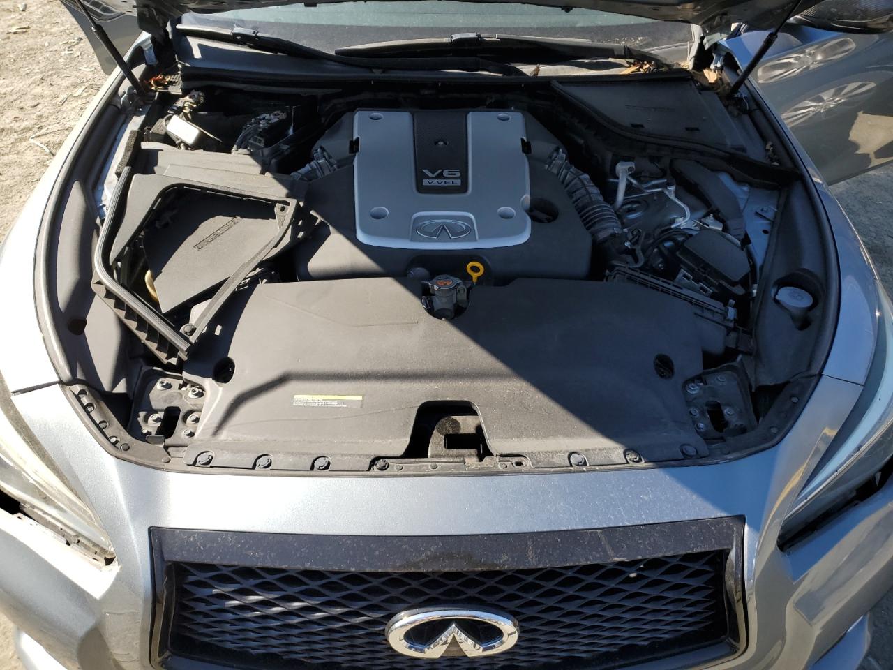 2015 Infiniti Q50 - Image 11