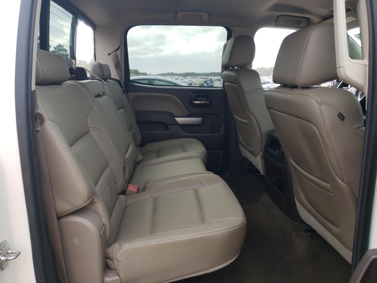 2014 Chevrolet Silverado - Image 10