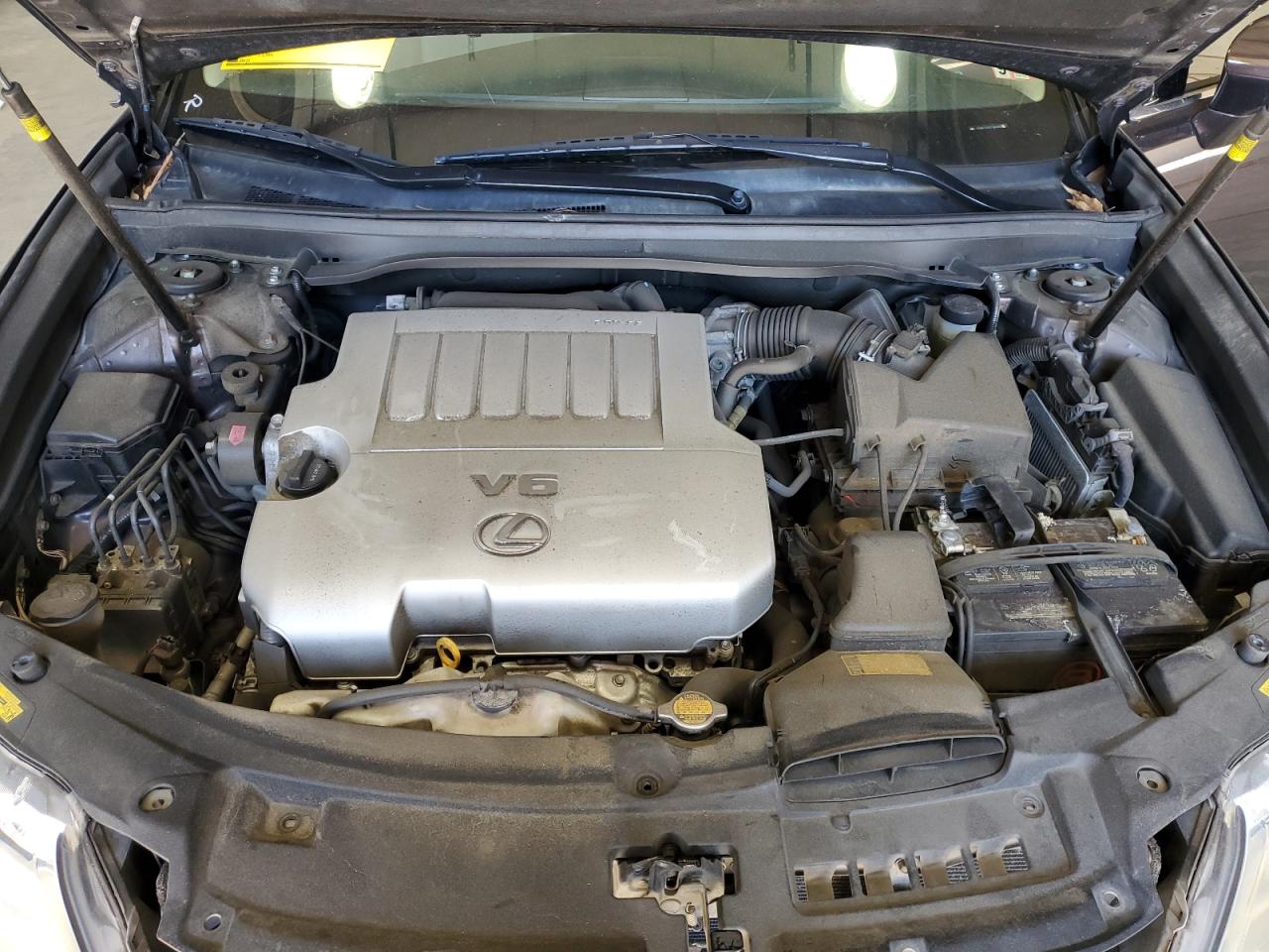 2015 Lexus ES - Image 11